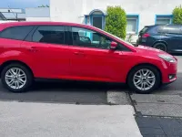 Gebraucht Ford Focus Trend 125 PS (91 kW) 2017 Blau Kombi