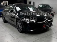 Gebraucht Mercedes CLA180 136 PS (100 kW) 2023 Schwarz Limousine