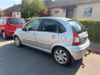 Usado Citroën C3 Exclusive 110 CV (80 kW) 2006 Plateado Utilitario
