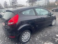 Gebraucht Ford Fiesta Trend 60 PS (44 kW) 2011 Schwarz Kleinwagen