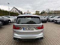 Gebraucht BMW 220 M Sport 190 PS (139 kW) 2021 Glaciersilber Van / Kleinbus