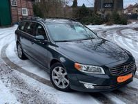 Gebraucht Volvo V70 Summum 181 PS (133 kW) 2014 Grau Kombi