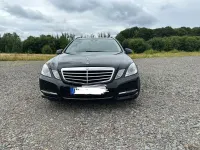 Gebraucht Mercedes E200 Elegance 184 PS (135 kW) 2013 Schwarz Limousine