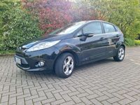 gebraucht Ford Fiesta 1.3 Titanium