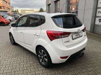 gebraucht Hyundai ix20 Trend 1.6 125PS Automatik+Schiebedach