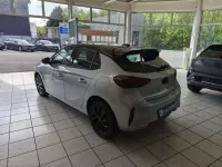 Gebraucht Opel Corsa 101 PS (74 kW) 2024 Aluminiumgrau Kleinwagen