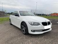 Gebraucht BMW 320 Cabriolet 184 PS (135 kW) 2012 Weiß Cabrio