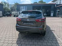 Gebraucht Nissan Qashqai Acenta 116 PS (85 kW) 2017 Braun SUV