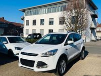 Gebraucht Ford Kuga Trend 150 PS (110 kW) 2015 Weiß SUV