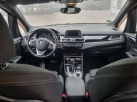 gebraucht BMW 218 Active Tourer 218 i Aut. Advantage