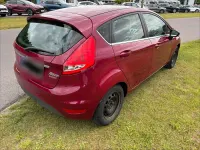 Gebraucht Ford Fiesta 94 PS (69 kW) 2011 Violet Kleinwagen