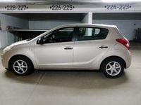 Gebraucht Hyundai i20 77 PS (56 kW) 2011 Gold Kleinwagen