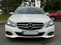 Gebraucht Mercedes E220 Avantgarde 170 PS (125 kW) 2015 Weiß Limousine