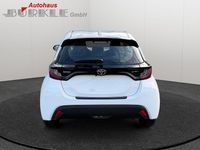 Gebraucht Toyota Yaris Hybrid Comfort 92 PS (67 kW) 2024 Weiß Limousine
