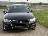 Gebraucht Audi A3 Sport 150 PS (110 kW) 2018 Schwarz Limousine