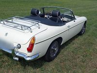 Gebraucht MG B 95 PS (69 kW) 1967 Beige Cabrio