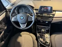 Gebraucht BMW 218 136 PS (100 kW) 2016 Glaciersilber metallic Van / Kleinbus