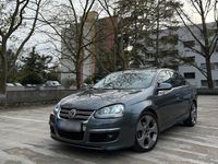 Gebraucht VW Jetta 105 PS (77 kW) 2009 Grau Limousine