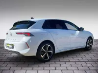 Gebraucht Opel Astra 131 PS (96 kW) 2024 Lack weiss banquise/typ aussen Kleinwagen