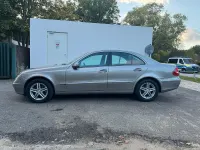 Gebraucht Mercedes E240 177 PS (130 kW) 2003 Gold Limousine
