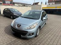 Gebraucht Peugeot 207 90 PS (66 kW) 2010 Silber Kleinwagen