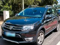 Gebraucht Dacia Sandero Stepway 90 PS (66 kW) 2014 Schwarz SUV