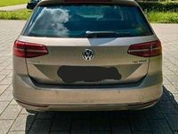 Gebraucht VW Passat Highline 150 PS (110 kW) 2015 Kombi