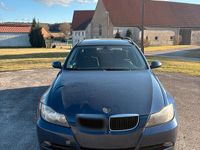 Gebraucht BMW 320 163 PS (119 kW) 2005 Blau Kombi