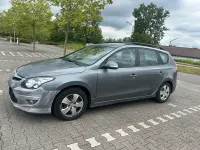 Gebraucht Hyundai i30 2011 Grau Kombi