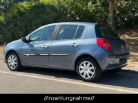 Gebraucht Renault Clio III Dynamique 88 PS (64 kW) 2006 Blau Limousine