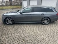 Gebraucht Mercedes E250 211 PS (155 kW) 2017 Grau Limousine