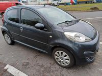 Gebraucht Peugeot 107 68 PS (50 kW) 2014 Grau Kleinwagen