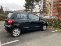 Gebraucht VW Fox 54 PS (39 kW) 2009 Schwarz Kleinwagen