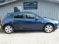 Gebraucht Opel Astra Design Edition 140 PS (102 kW) 2012 Blau Limousine