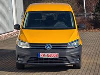 Gebraucht VW Caddy Trendline 102 PS (75 kW) 2020 Gelb Van / Kleinbus