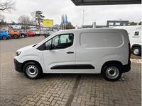 Neu Peugeot E-Partner 100 kW (136 PS) 2025 Weiß (lackierung weiss icy/deckende lackierung) Van / Kleinbus