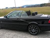 Gebraucht BMW 320 Cabriolet 170 PS (125 kW) 2001 Schwarz Cabrio