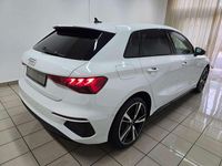 Gebraucht Audi A3 S-Line 204 PS (150 kW) 2023 Gletscherweiß Limousine