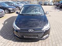 gebraucht Hyundai i20 Klima, Allwetterreifen, 1. Hand, Scheckheft