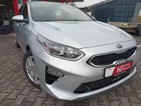 Gebraucht Kia Ceed 136 PS (100 kW) 2021 Silber Kleinwagen