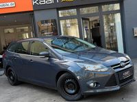 Gebraucht Ford Focus Titanium 125 PS (91 kW) 2013 Grau Kombi