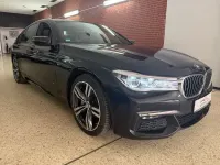 Gebraucht BMW 730 Sport Line 265 PS (194 kW) 2019 Saphirschwarz Limousine