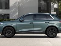 Neu Audi Q3 Ambiente 204 PS (150 kW) 2026 Grün metallic SUV