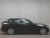 Gebraucht BMW 320 Advantage 190 PS (139 kW) 2022 Schwarz Kombi