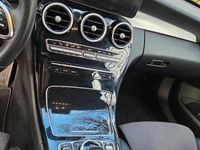 Gebraucht Mercedes C200 Avantgarde 184 PS (135 kW) 2020 Rot Kombi