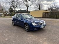 Gebraucht Mercedes C220 143 PS (105 kW) 2002 Blau Coupé