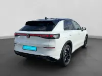 Neu VW T-Roc R-line 150 PS (110 kW) 2026 Weiß SUV