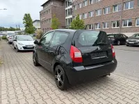 Gebraucht Citroën C2 Tonic 60 PS (44 kW) 2009 Schwarz Kleinwagen