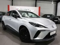 Używany MG MG4 EV 125 kW (170 KM) 2023 Srebrny Hatchback