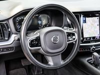 Gebraucht Volvo V60 R-Design 253 PS (186 kW) 2021 Weiß Kombi